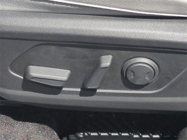 used 2025 Hyundai TUCSON Hybrid car, priced at $38,600
