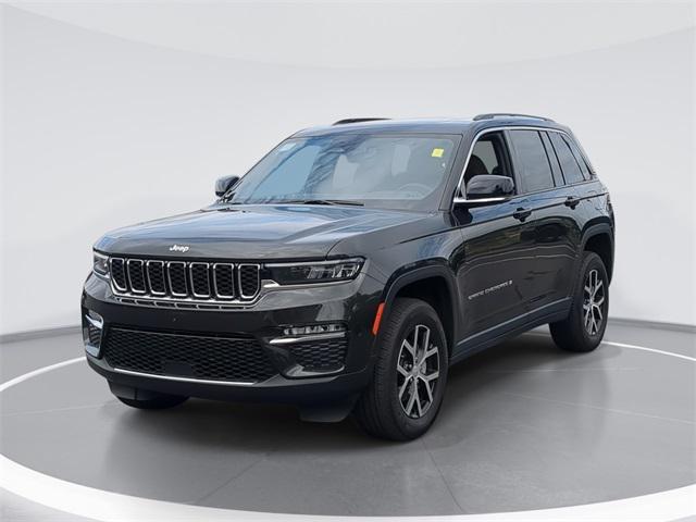 used 2023 Jeep Grand Cherokee car, priced at $35,415