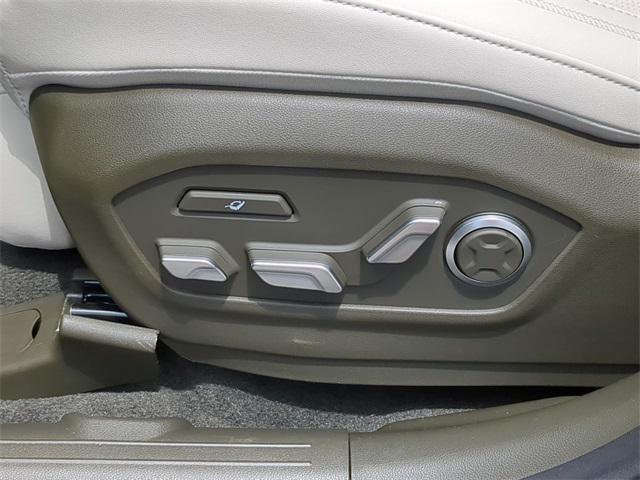 new 2025 Hyundai SANTA FE HEV car, priced at $50,235