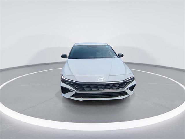 new 2025 Hyundai Elantra car, priced at $23,632