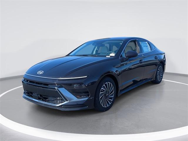 new 2025 Hyundai Sonata Hybrid car, priced at $32,254