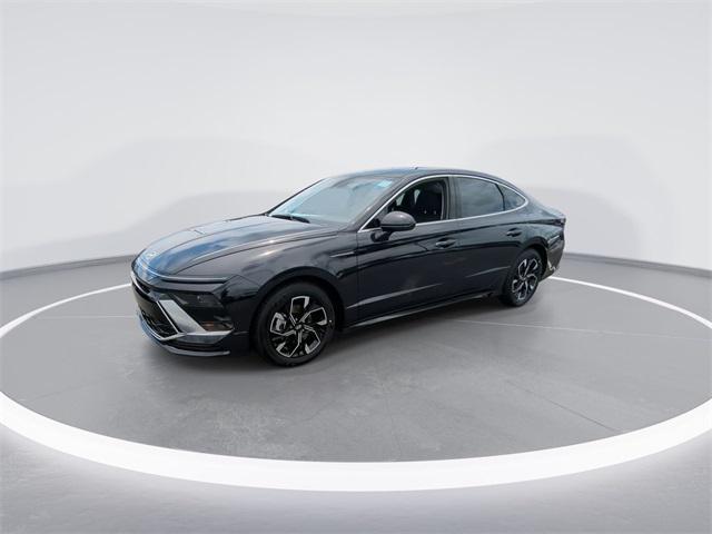 new 2025 Hyundai Sonata car, priced at $28,962