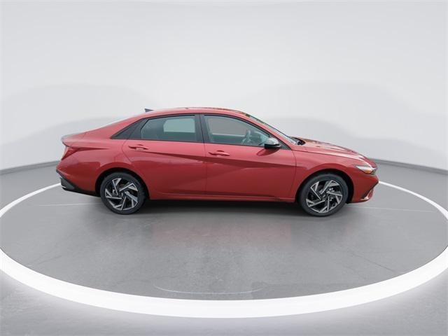 new 2025 Hyundai Elantra car, priced at $28,041