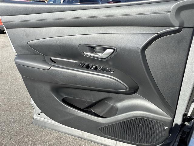 new 2026 Hyundai TUCSON Hybrid car, priced at $35,511