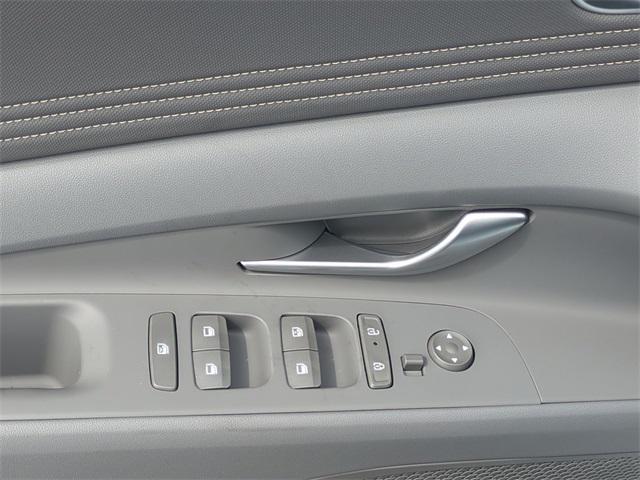 new 2025 Hyundai ELANTRA HEV car, priced at $27,648