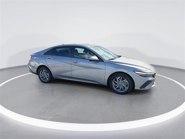 new 2026 Hyundai ELANTRA HEV car, priced at $25,968