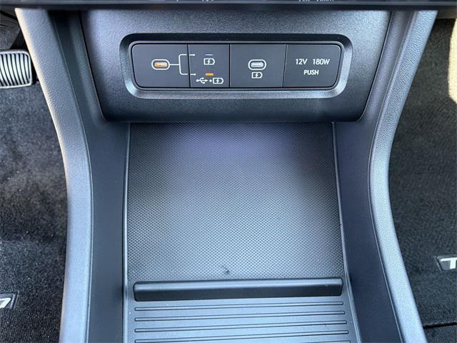 new 2026 Hyundai TUCSON Hybrid car, priced at $42,731