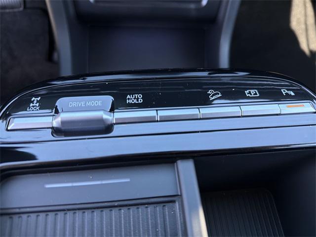 new 2026 Hyundai TUCSON Hybrid car, priced at $42,731