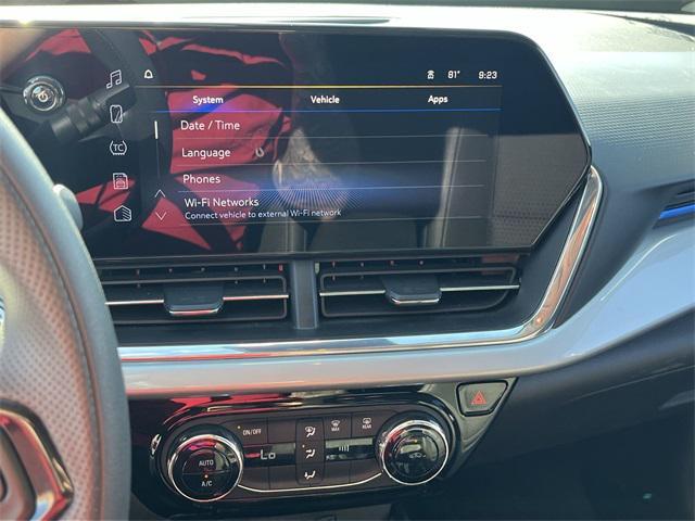 used 2025 Chevrolet Trax car, priced at $22,994