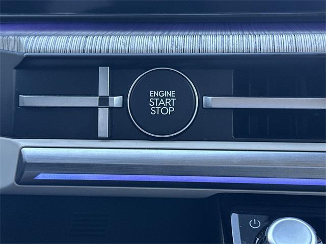 used 2024 Hyundai Santa Fe car, priced at $37,997