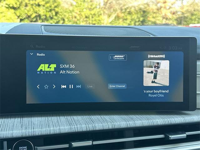 used 2024 Hyundai Santa Fe car, priced at $37,997