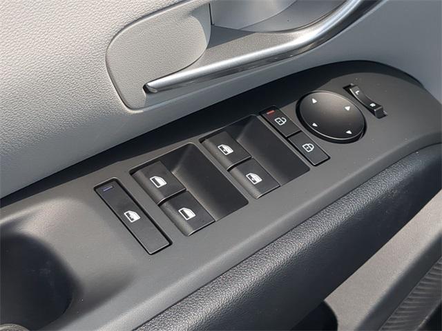 new 2025 Hyundai TUCSON Hybrid car, priced at $36,530