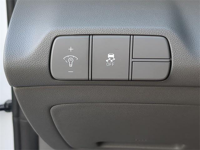 new 2025 Hyundai Elantra car, priced at $24,072