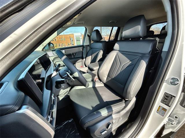 new 2025 Hyundai Santa Fe car, priced at $40,873