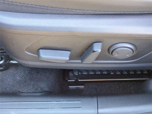 new 2025 Hyundai TUCSON Hybrid car, priced at $38,174