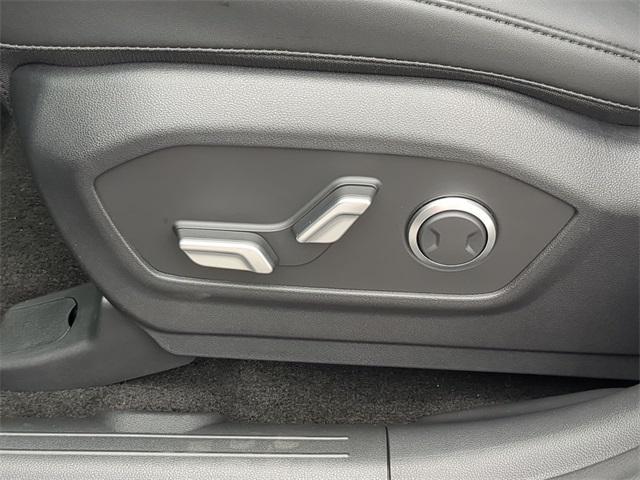new 2025 Hyundai Santa Fe car, priced at $37,856