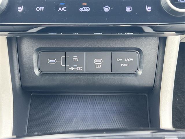 new 2025 Hyundai TUCSON Hybrid car, priced at $41,002