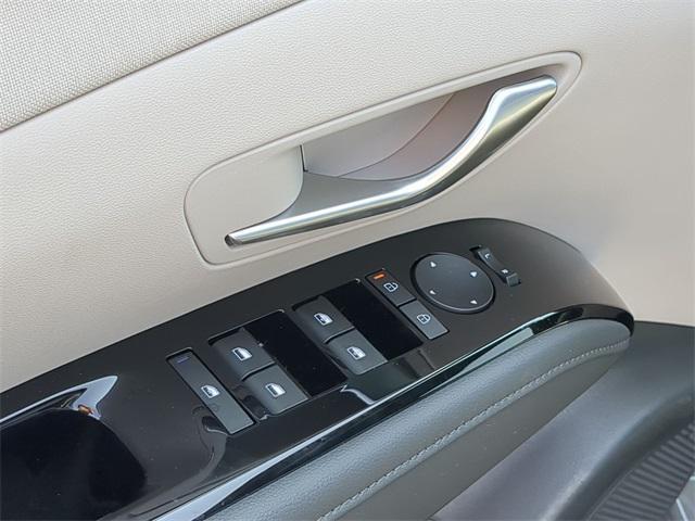 new 2025 Hyundai Tucson car, priced at $39,572