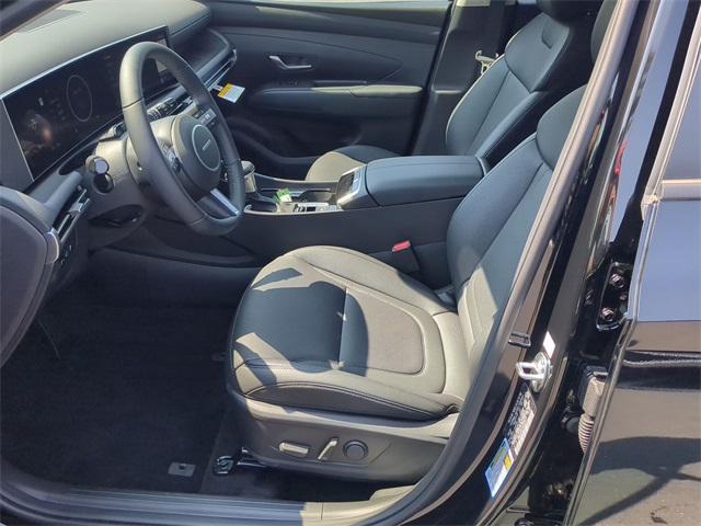 new 2025 Hyundai Tucson car, priced at $32,789