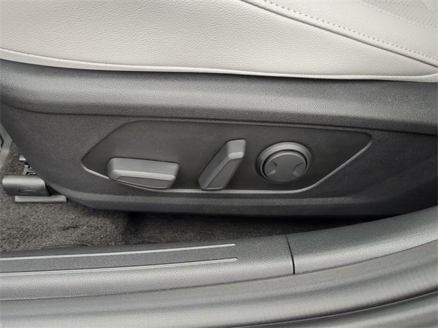 new 2025 Hyundai Elantra car, priced at $26,803