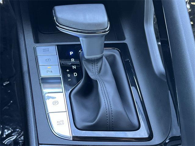 used 2024 Hyundai ELANTRA HEV car, priced at $23,978