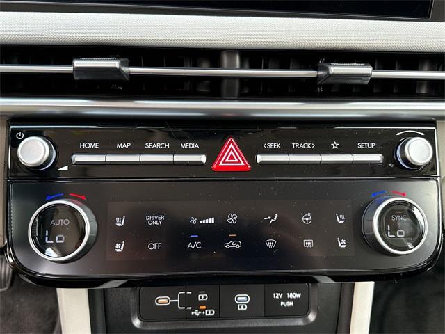 new 2025 Hyundai TUCSON Hybrid car, priced at $41,037