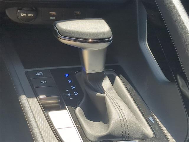 new 2025 Hyundai Elantra car, priced at $27,779