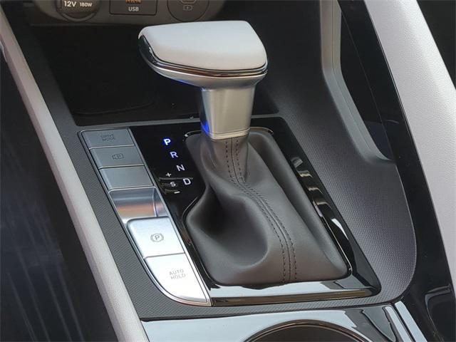 new 2025 Hyundai Elantra car, priced at $30,002