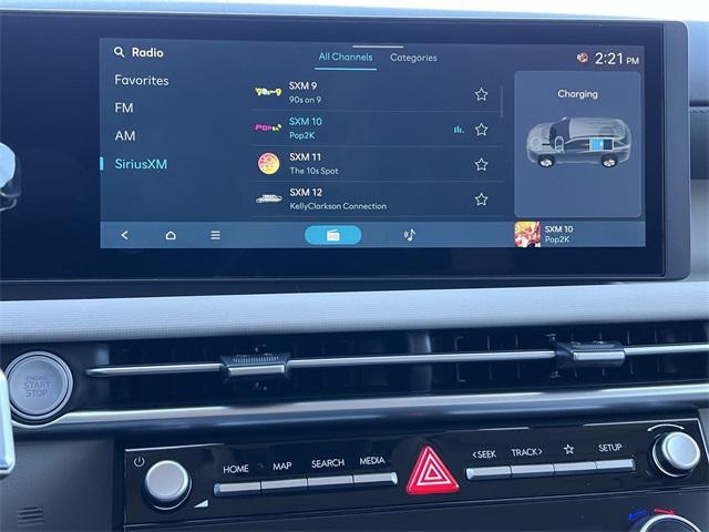 new 2025 Hyundai TUCSON Hybrid car, priced at $34,428