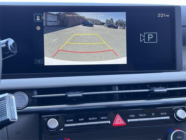 new 2025 Hyundai TUCSON Hybrid car, priced at $34,428