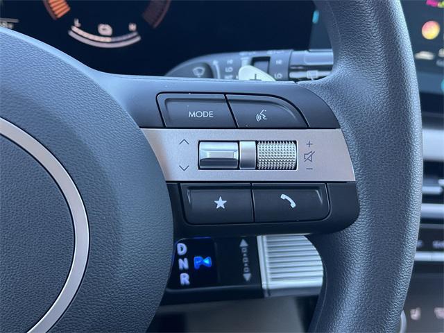 new 2025 Hyundai TUCSON Hybrid car, priced at $34,428