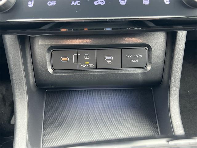 new 2026 Hyundai TUCSON Hybrid car, priced at $42,033