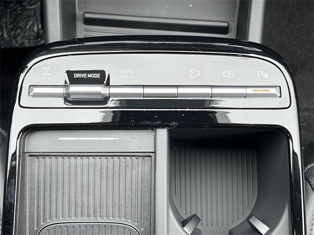 new 2026 Hyundai TUCSON Hybrid car, priced at $42,033