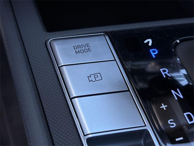 new 2026 Hyundai ELANTRA HEV car, priced at $25,968