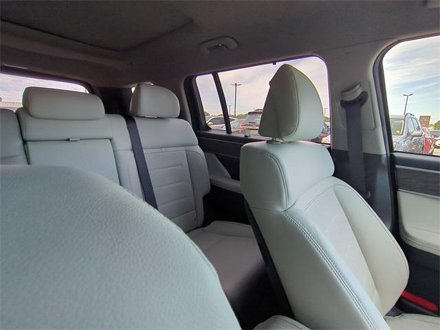 used 2024 Hyundai Santa Fe car, priced at $35,759