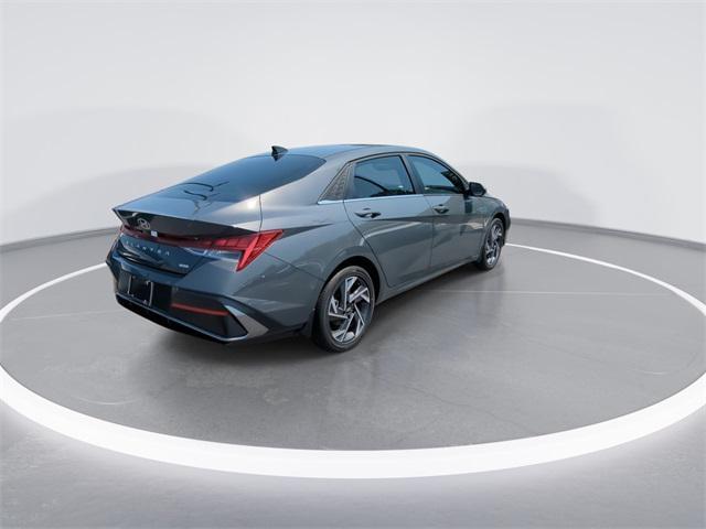 new 2025 Hyundai Elantra car, priced at $29,984