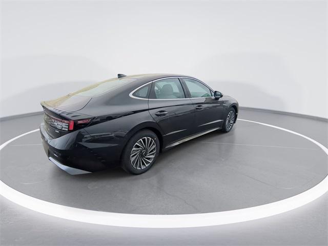 new 2025 Hyundai Sonata Hybrid car, priced at $31,409