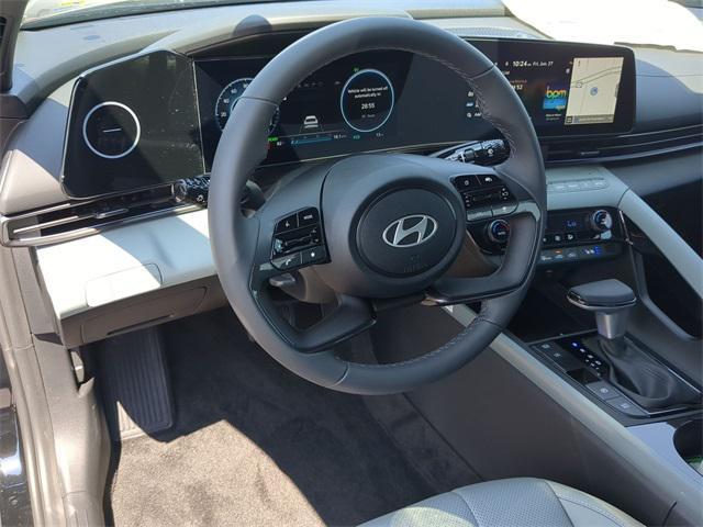 new 2025 Hyundai Elantra car, priced at $30,033