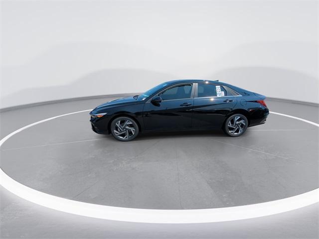 new 2025 Hyundai Elantra car, priced at $30,033