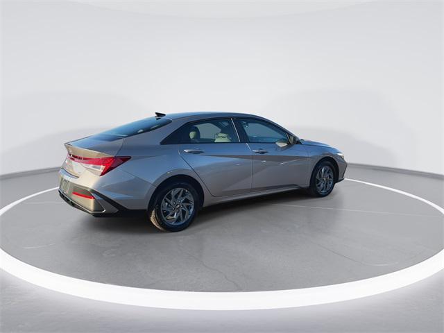new 2026 Hyundai ELANTRA HEV car, priced at $25,968