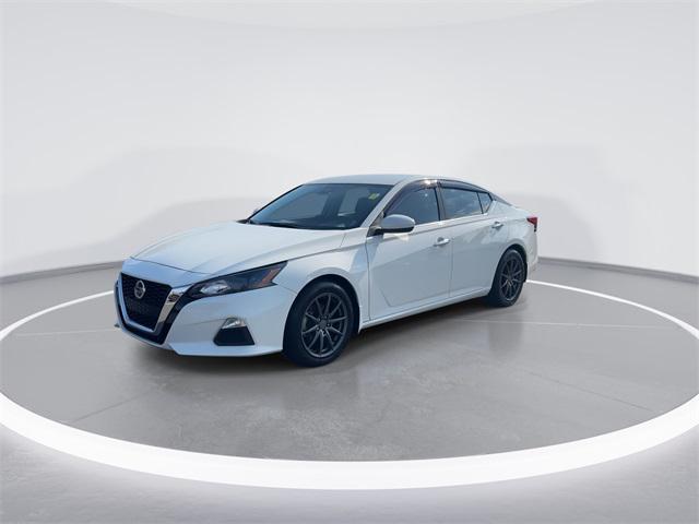 used 2022 Nissan Altima car, priced at $16,899