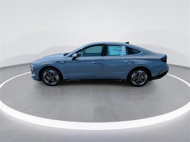 new 2025 Hyundai Sonata car, priced at $30,730