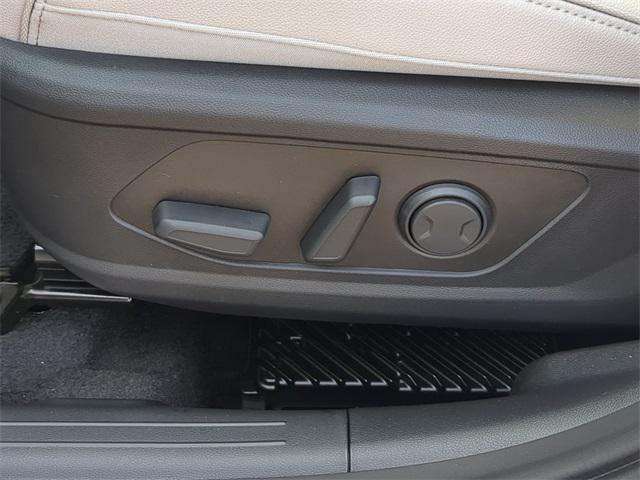 new 2025 Hyundai TUCSON Hybrid car, priced at $41,610