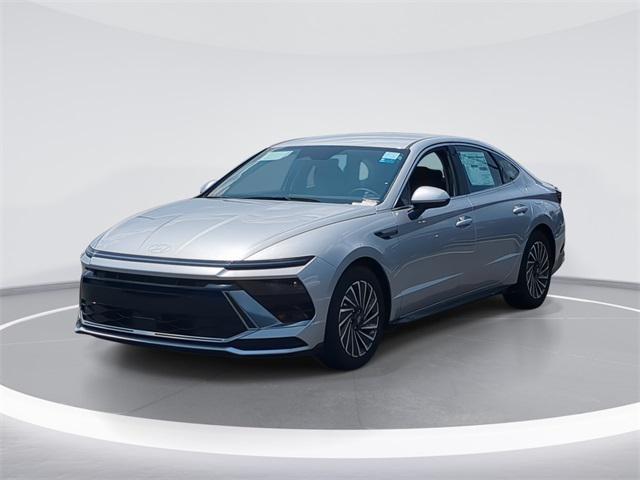 new 2025 Hyundai Sonata Hybrid car, priced at $31,203