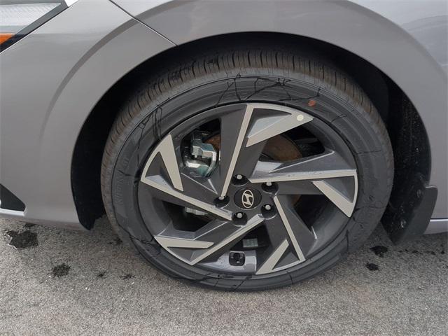 new 2025 Hyundai ELANTRA HEV car, priced at $29,675