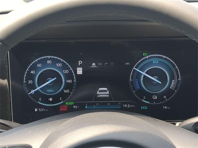 new 2025 Hyundai Elantra car, priced at $29,992