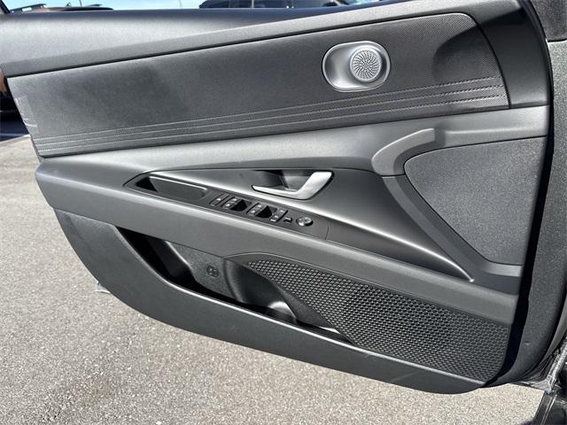 new 2026 Hyundai ELANTRA HEV car, priced at $25,968