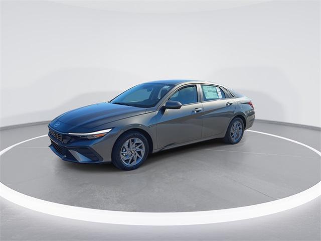 new 2026 Hyundai ELANTRA HEV car, priced at $25,968