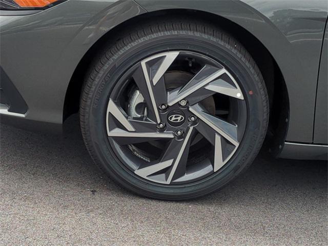 new 2025 Hyundai Elantra car, priced at $27,779