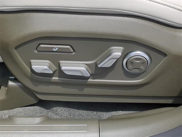 new 2025 Hyundai SANTA FE HEV car, priced at $47,597